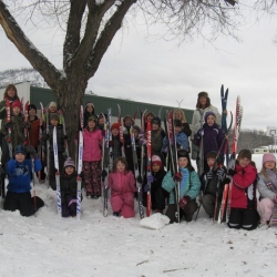 Gr 3 Ski Program kids [640x480]